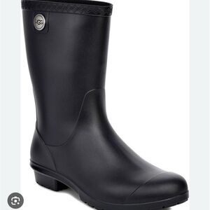 UGG Women's Sienna rain Boots matte black